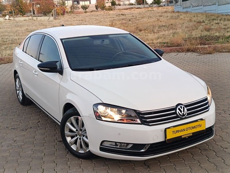 2013 VW PASSAT 1.6 DİZEL MANUEL BOYASIZ ORJİNAL KUSURSUZ**