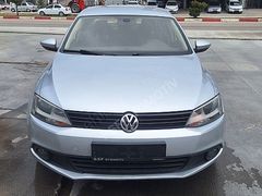 HATASIZ BOYASIZ TRAMERSİZ SRVS BKM,1.6, OTOMATİK 124000 KM.