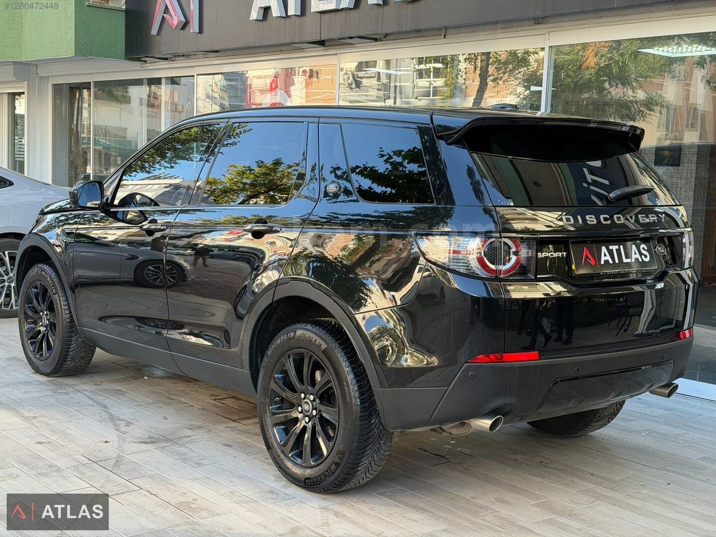 Galeriden Land Rover Discovery Sport 2.0 TD4 HSE Luxury 2016 Model Antalya 158.000 km Siyah 4