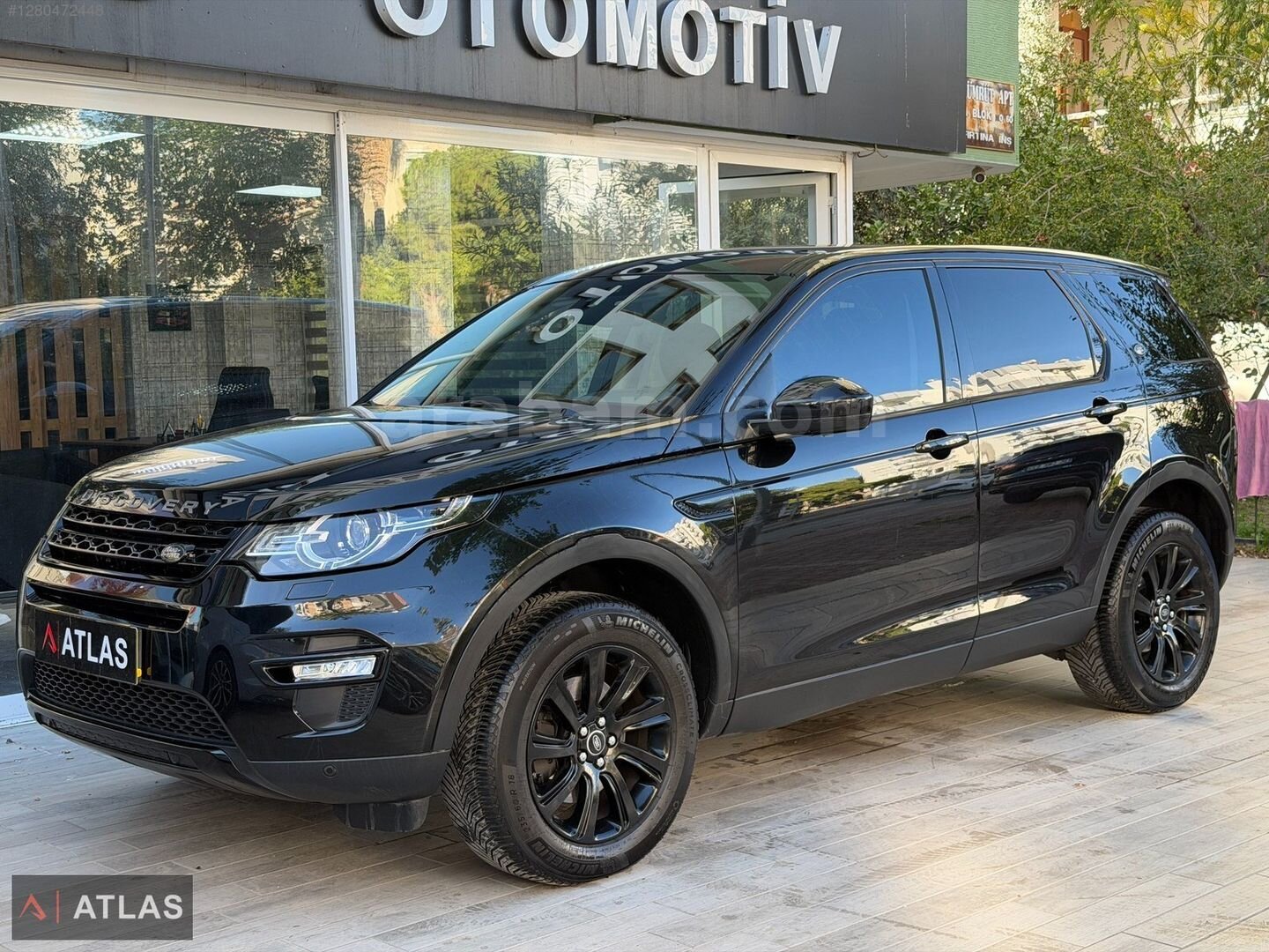 Galeriden Land Rover Discovery Sport 2.0 TD4 HSE Luxury 2016 Model Antalya 158.000 km Siyah 3