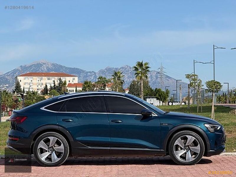 BOYASIZ BAYİİ 2022 AUDİ E-TRON ADVANCED 55 QUATTRO 408 HP 4