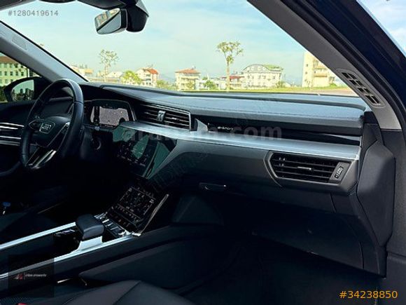 BOYASIZ BAYİİ 2022 AUDİ E-TRON ADVANCED 55 QUATTRO 408 HP