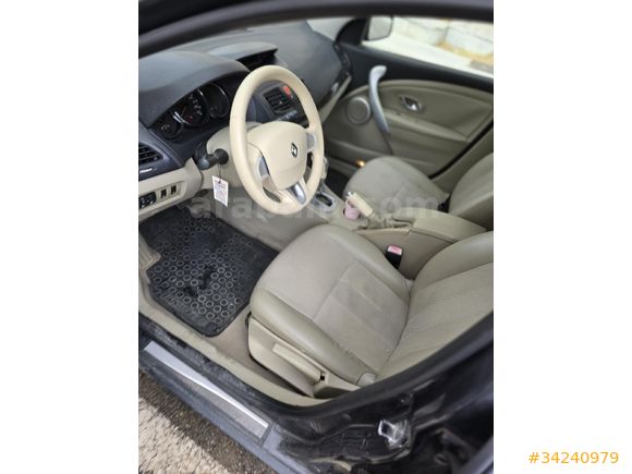 Sahibinden Renault Megane 1.5 dCi Privilege 2011 Model