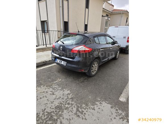 Sahibinden Renault Megane 1.5 dCi Privilege 2011 Model