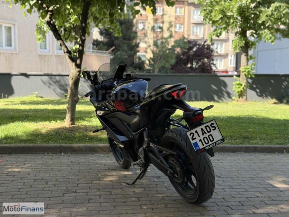 MotoFinans'tan Yamaha R25 ABS