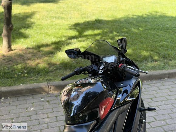 MotoFinans'tan Yamaha R25 ABS