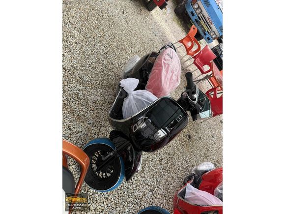 NAKİTE ÖZEL Sıfır AZ 50 Pro Çantalı Siyah- Kırmızı-Beyaz