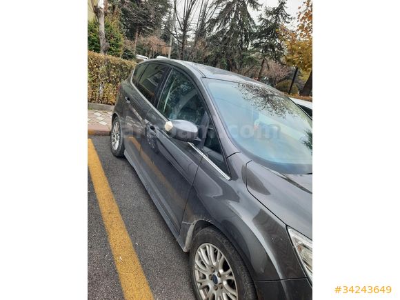 Sahibinden Ford C-Max 1.6 TDCi Titanium 2015 Model Ankara