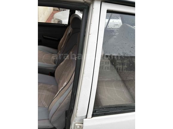2028 vizeli Şahin 5 Vites 1993 Model 