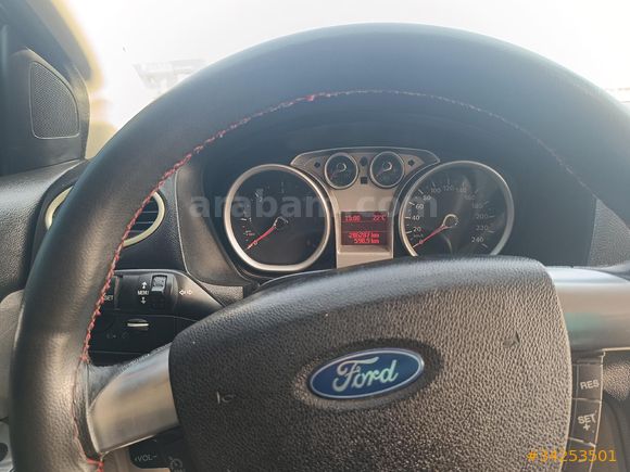 Sahibinden Ford Focus 1.6 TDCi Titanium 2011 Model