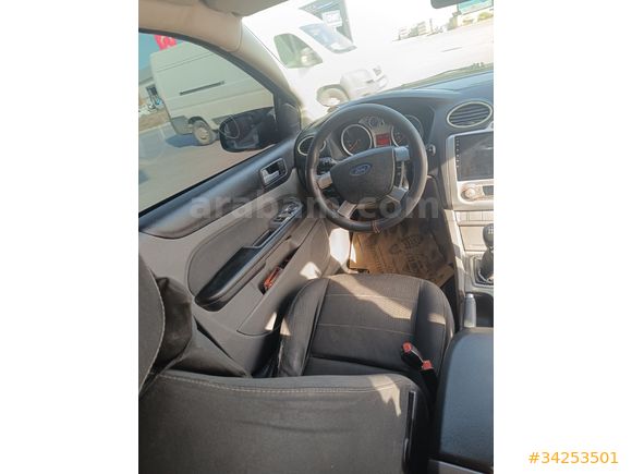 Sahibinden Ford Focus 1.6 TDCi Titanium 2011 Model