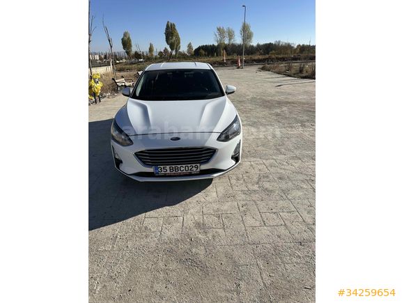Sahibinden Ford Focus 1.5 Ti-VCT Trend X 2021 Model 