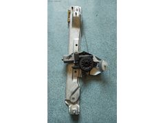 DACİA DUSTER SOL ARKA CAM KRİKOSU