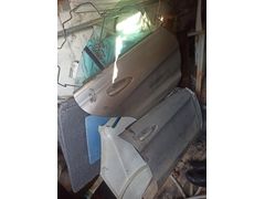 MERCEDES CLA SAĞ KAPI ÖN ARKA