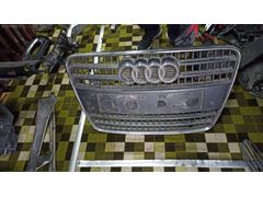 AUDİ Q7 ÖN PANJUR