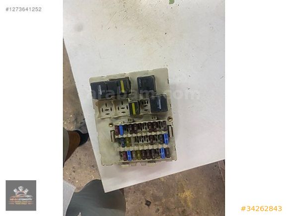 FORD CONNECT 90 LIK SİGORTA KUTUSU