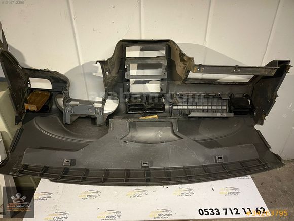 FORD CONNECT GÖĞÜS VE TORPİDO 2004-2010