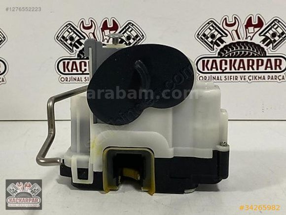 FİAT DOBLO 2010 SONRASI SOL ARKA KAPI KİLİDİ 51910358
