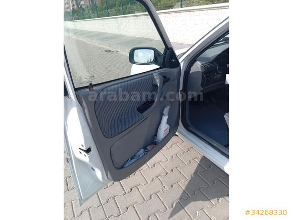 Sahibinden 225.000 km de Opel Astra 1.4 GL 1996 Model