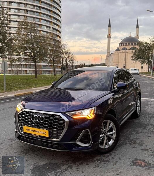ÖZN MOTORS 'DAN Q3 S-LİNE 35TFSİ CAM TAVAN 5BLGE KMRA 92 xxx KM