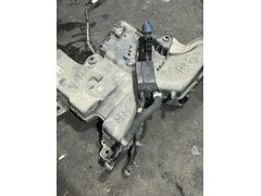 2N0131877R CRAFTER MAN TGE ADBULUE DEPOSU ADBULUE DOLUM BORUSU