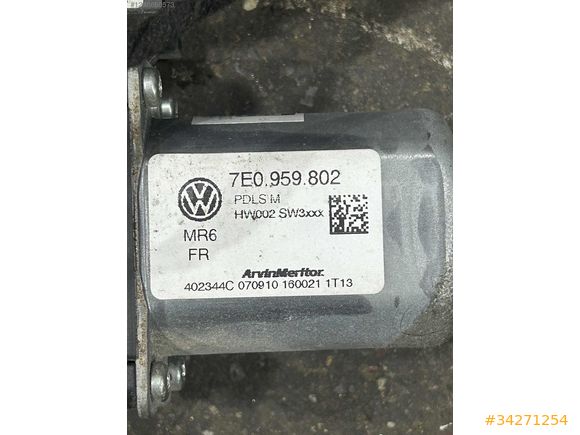7E0959802 TRANSPORTER CARAVELLA SAĞ CAM MOTORU KAPI İÇ TESİSATI