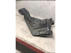 CRAFTER 2.5 TDİ KLİMA KOMPRESÖR BAĞLANTI AYAĞI TAŞIYICI BRAKETİ