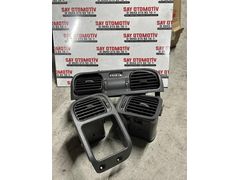30644004LH VOLVO S40 V40 KALORİFER IZGARASI HAVA MENFEZİ