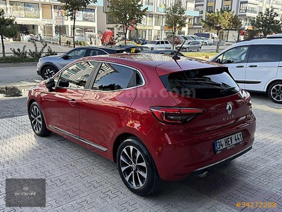 SEÇKİNDEN/2023 MODEL/ RENAULT/ CLİO 1.0 TCE ICON /HATASIZ