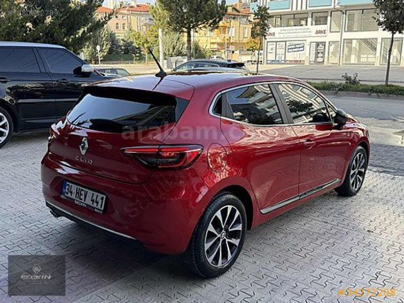 SEÇKİNDEN/2023 MODEL/ RENAULT/ CLİO 1.0 TCE ICON /HATASIZ