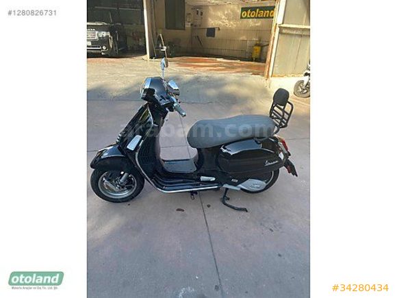 2023 VESPA GTS 125 ABS