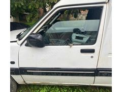 RENAULT EXPRESS DOLU SOL ÖN KAPI ORJİNAL