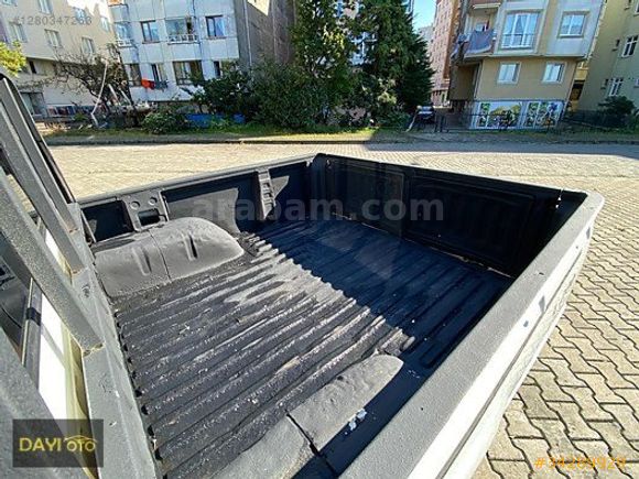 DAYI OTO'DAN EMSALSİZ AKSESUARLI MİTSUBİSHİ L-200 ÇİFT KABİN