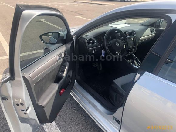Sahibinden Volkswagen Jetta 1.6 TDi Comfortline 2012 Model Balıkesir 195.000 km Gri (Gümüş)