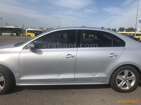 Sahibinden Volkswagen Jetta 1.6 TDi Comfortline 2012 Model Balıkesir 195.000 km Gri (Gümüş)