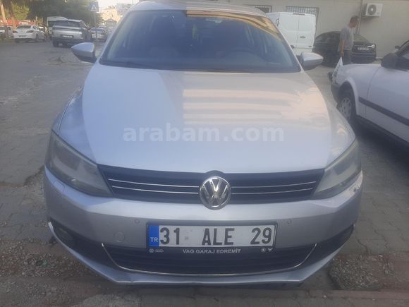 Sahibinden Volkswagen Jetta 1.6 TDi Comfortline 2012 Model Balıkesir 195.000 km Gri (Gümüş)