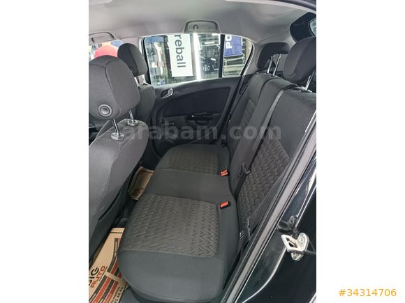 Sorunsuz Opel Corsa 1.4 Twinport Active 2013 Model