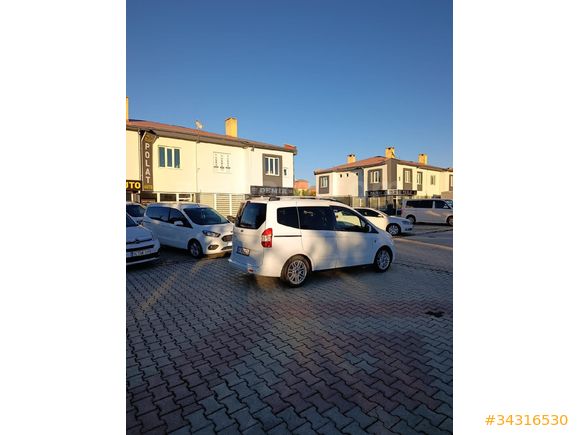 Galeriden Ford Tourneo Courier 1.5 TDCi Titanium Plus 2018 Model Van