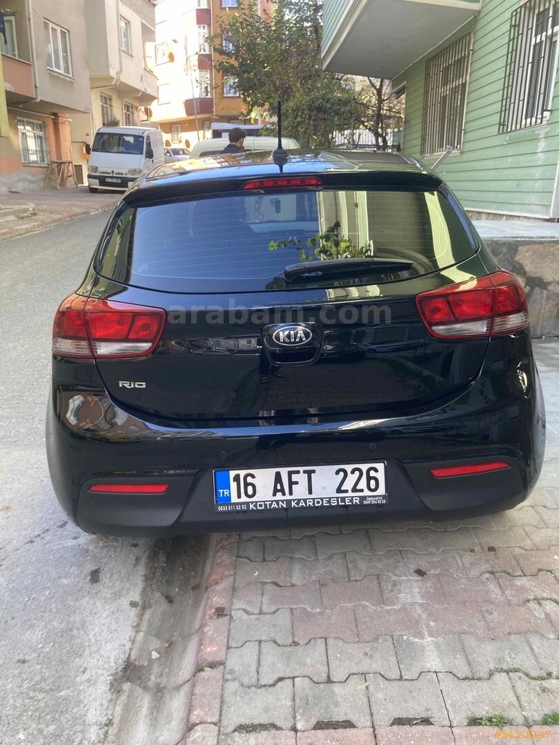 Sahibinden Kia Rio 1.4 CVVT Elegance Tekno 2019 Model İstanbul 50.000 km Siyah 2