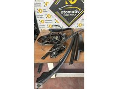 BMWF10 SOL ÖN KAPI FİTİLİ KİLİDİ KAPI KOLU VE TESİSATI 720745109