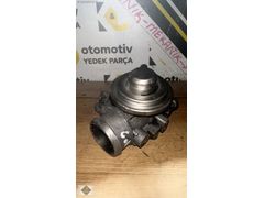 VW GOLF 4 GAZ KELEBEĞİ ORJİNAL ÇIKMA 038129637b