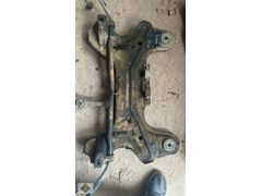 VW BORA TRAVERS BEŞİK TAŞIYICI