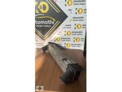 BMW E90 Intercooler Radyatör 3093796 320d 2008 23238233