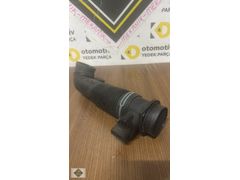 Orijinal VW Bora Variant Golf R32 Bağlantı Borusu 1J0129684AR