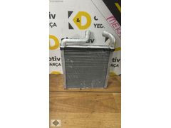 RADYATOR Q3 ATECA OCTAVIA GOLF CRAFTER PASSAT TIGUAN 5Q0819031A