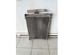 KANGO 2 SU RADYATÖRÜ ORJİNAL ÇIKMA