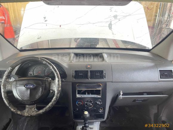 PARÇA PARÇA SATILIK 2004 MODEL FORD CONNECT