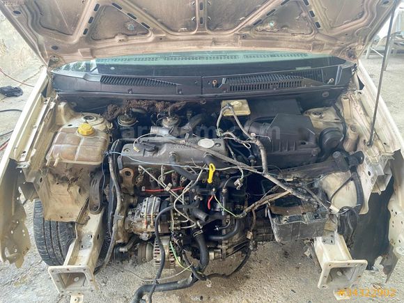 PARÇA PARÇA SATILIK 2004 MODEL FORD CONNECT