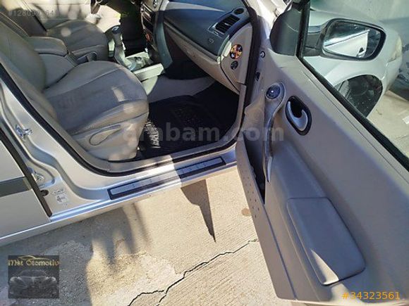 BAKIMLI DÜZGÜN ARAÇ KM ORJINAL 205 BİN