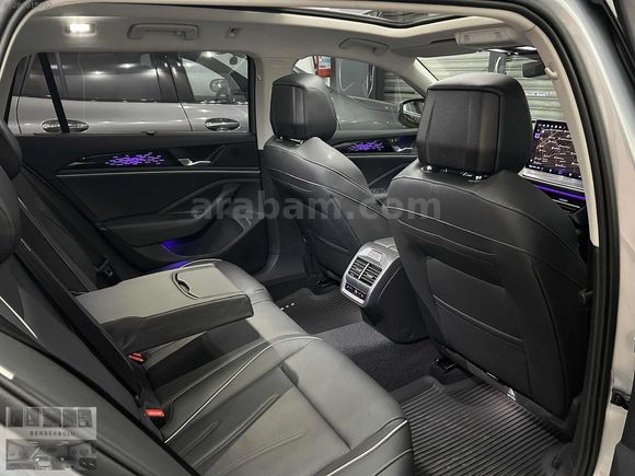 2025 ÇKŞLI VW PASSAT 1.5 E-TSI DSG CAM TAVAN NAVİGASYON HEAD-UP